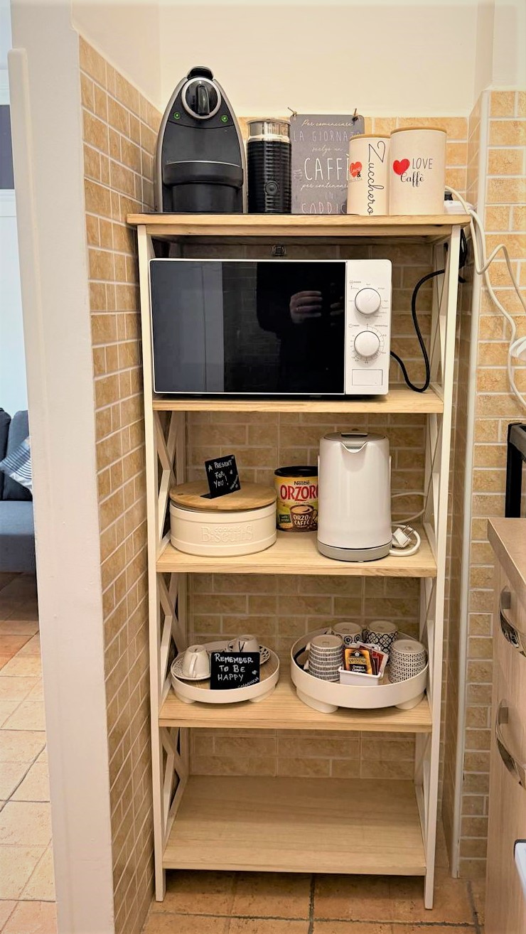 Cucina attrezzata appartamento turistico Roma